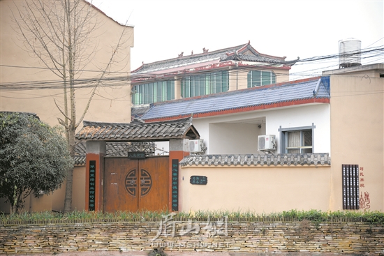 泥灣村民居整潔美觀。.jpg