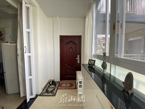李先生家改造后的陽臺(tái)。