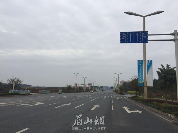 岷東大道。