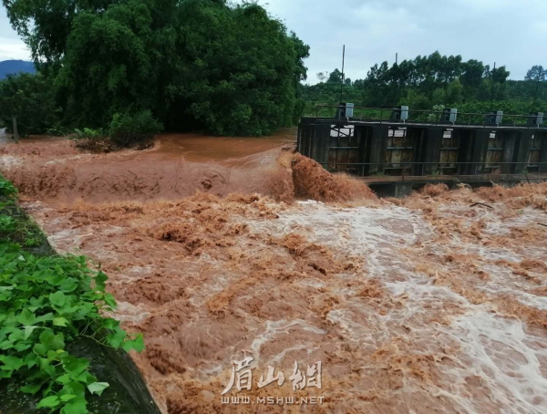 萬勝鎮(zhèn)萬新村石河堰橋。