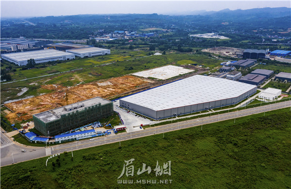 航拍新建當(dāng)當(dāng)全國第二總部倉儲物流基地。.jpg