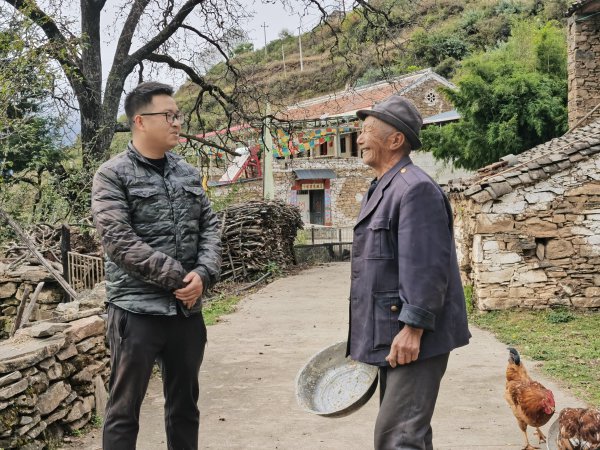 十年五批，204名眉山干部人才傾情幫扶金川縣。