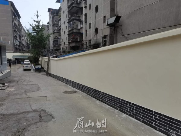 東坡區(qū)肉聯(lián)廠小區(qū)改造后。