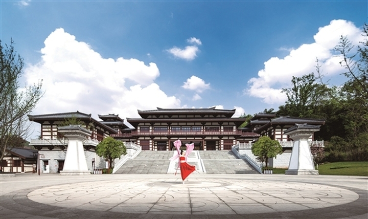 彭祖山長(zhǎng)壽養(yǎng)生體驗(yàn)地。