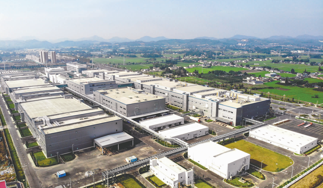 中創(chuàng)新航材料科技（四川）有限公司中創(chuàng)新航鋰電正極材料項(xiàng)目。 眉山日?qǐng)?bào)全媒體記者 廖波 攝