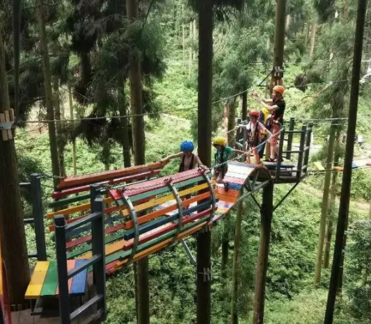 5D玻璃棧道來(lái)了～眉山這處景點(diǎn)真的讓你嚇破膽！